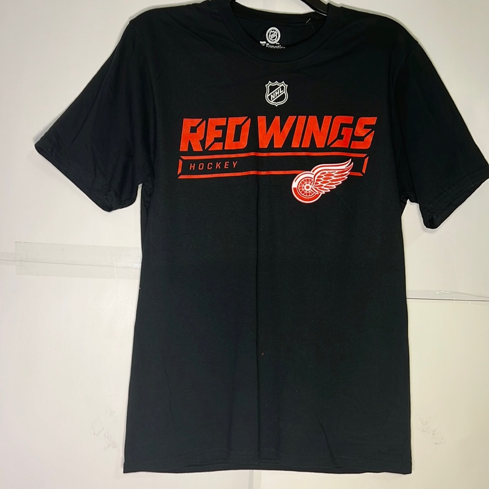 Men’s Fanatics Red Wings Men's Black Pro Prime Short Sleeve T-Shirt Size Small
